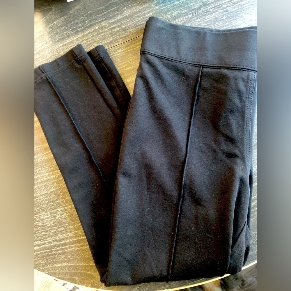 Tahari Arthur Levine Pull On Dress Pant / Front Seam Pull On Pant size 12P